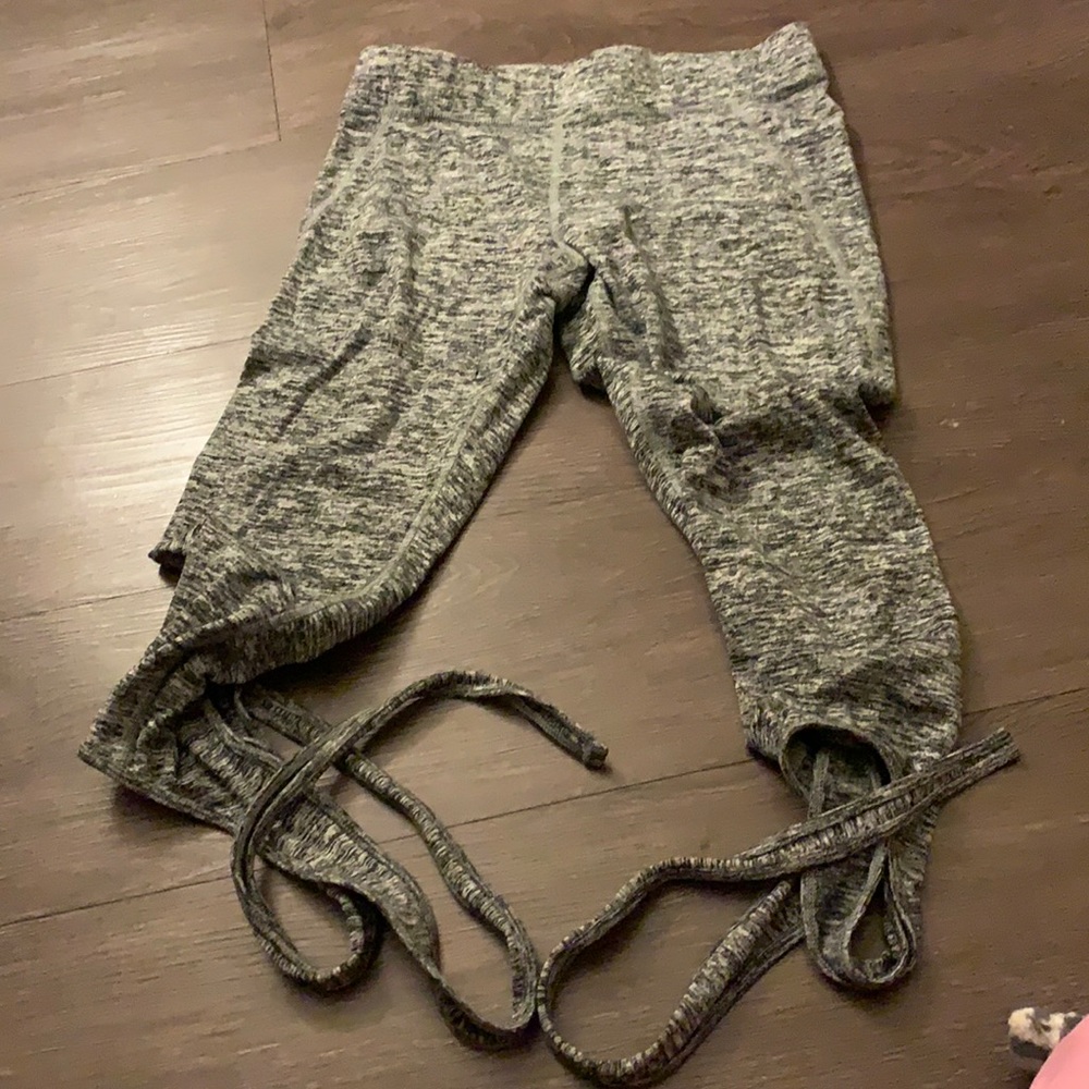 Mossimo marl gray tie Capri legging S